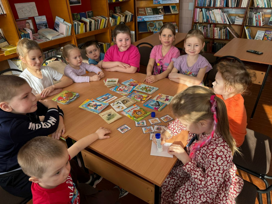 Библиотечный урок «Книжки-малышки» Библиотечный урок «Книжки-малышки»