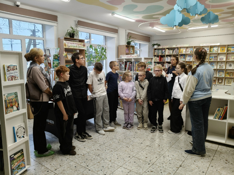 Экскурсия «Книжка в гости пригласила».