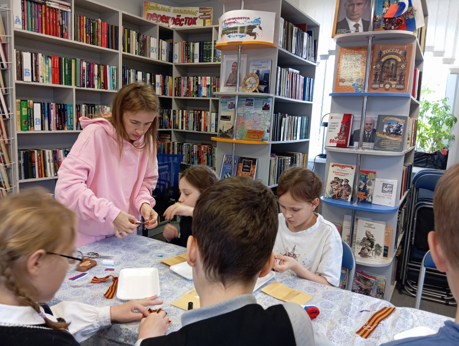 мастер-класс "Брошь на 9 мая"