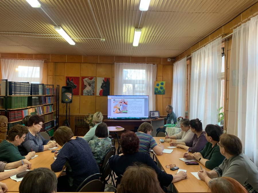 "Академия на грядках" в Грязовецкой библиотеке: урожай знаний и новые встречи! "Академия на грядках" в Грязовецкой библиотеке: урожай знаний и новые встречи!
