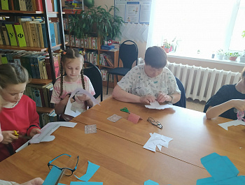 Игровой калейдоскоп «Вестники радости и весны»