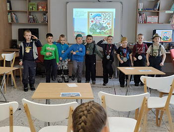 Игровая программа «Аты-баты, вот какие мы солдаты»