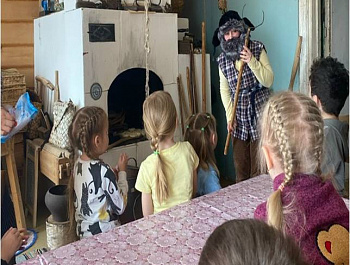 Познавательный час «Знакомство с русской печкой»