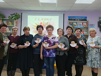 Праздничная программа «Прекрасные женщины всех времен»