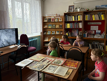 Громкие чтения «О войне мы из книжек узнали»