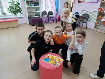 Фольклорные посиделки «Русская традиция: блины да потехи» 