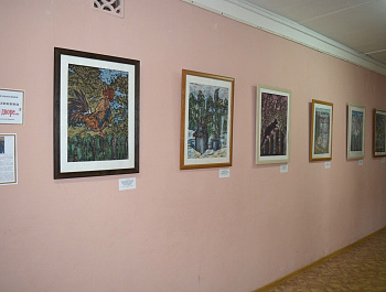 Открытие выставки картин Олега Малинина «А у нас во дворе…»