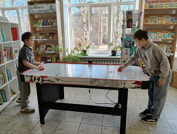 Экскурсия «Книжка в гости пригласила»
