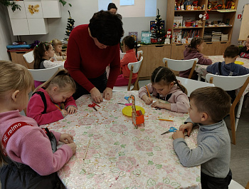 Хоровод снежинок