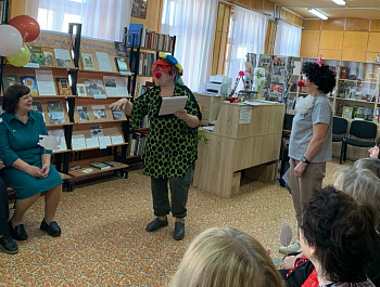 Вечер отдыха для старшего поколения «Улыбка и смех - это для всех!»